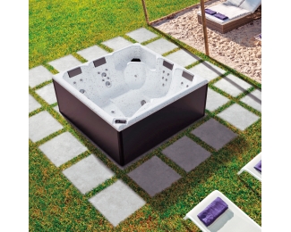 Minipiscina SPA Jacuzzi hidromasaje de exterior 4-5 plazas Kinedo Ládoga