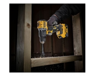 Taladro percutor XR 18V con 2 baterías Li-Ion 5Ah y maletín TSTAK Dewalt DCD100YP2T-QW