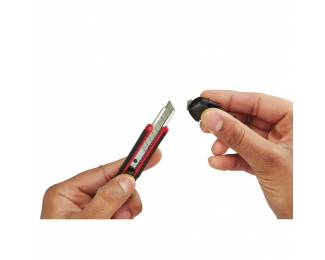 Cúter autoblocante 9mm Milwaukee 48221960