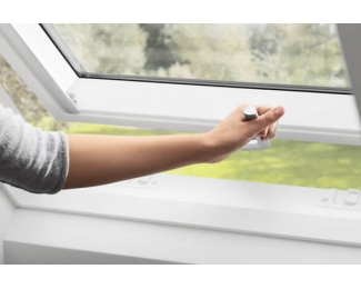 Ventana de salida a cubierta inclinada Velux GXU 0070