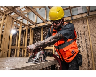 Sierra circular M18 FUEL de 55mm para madera y plástico Milwaukee M18FCS552-0X