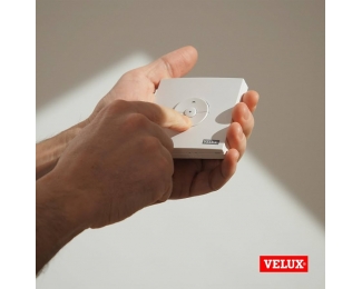 Pulsador de pared blanco Velux KLI 310