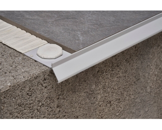 Perfil vierteaguas de aluminio lacado Novovierteaguas Eclipse XS 35x2500mm