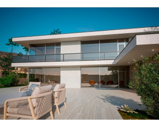 Perfil vierteaguas de aluminio lacado Novovierteaguas Eclipse XS 35x2500mm