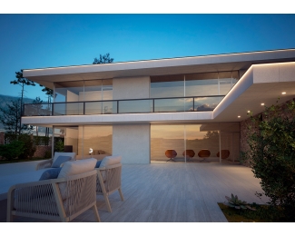 Perfil vierteaguas de aluminio lacado Novovierteaguas Eclipse XS 35x2500mm