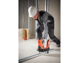 Clavadora a gas y batería Spit 40P en maletín