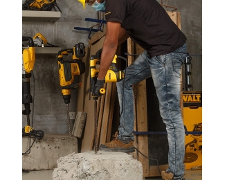 Martillo ligero combinado 950W 3,5J SDS-Plus Dewalt D25333K-QS