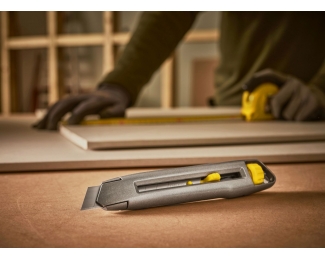 Cúter Interlock 18mm Stanley 0-10-018