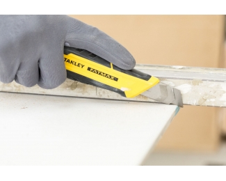 Cúter con rueda de bloqueo FatMax 9-18-25mm Stanley FMHT10329-0