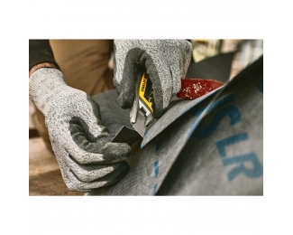 Cúter FatMax 18mm con sistema de segmentación de cuchilla Stanley FMHT10592-0