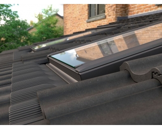 Ventana para baja pendiente giratoria manual Velux GBL 2015 laminado de seguridad