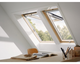 Ventana proyectante manual Velux GPL 3070 laminado de seguridad