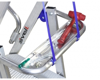 Escalera con peldaño ancho y guarda-cuerpos perimetral Svelt Telefly Light