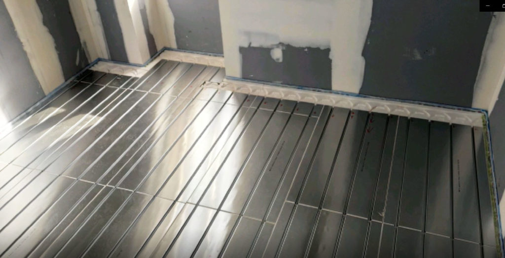 Sasmak instalación suelo-radiante Roth