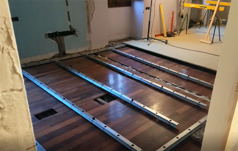 Instalación de suelo flotante Granab